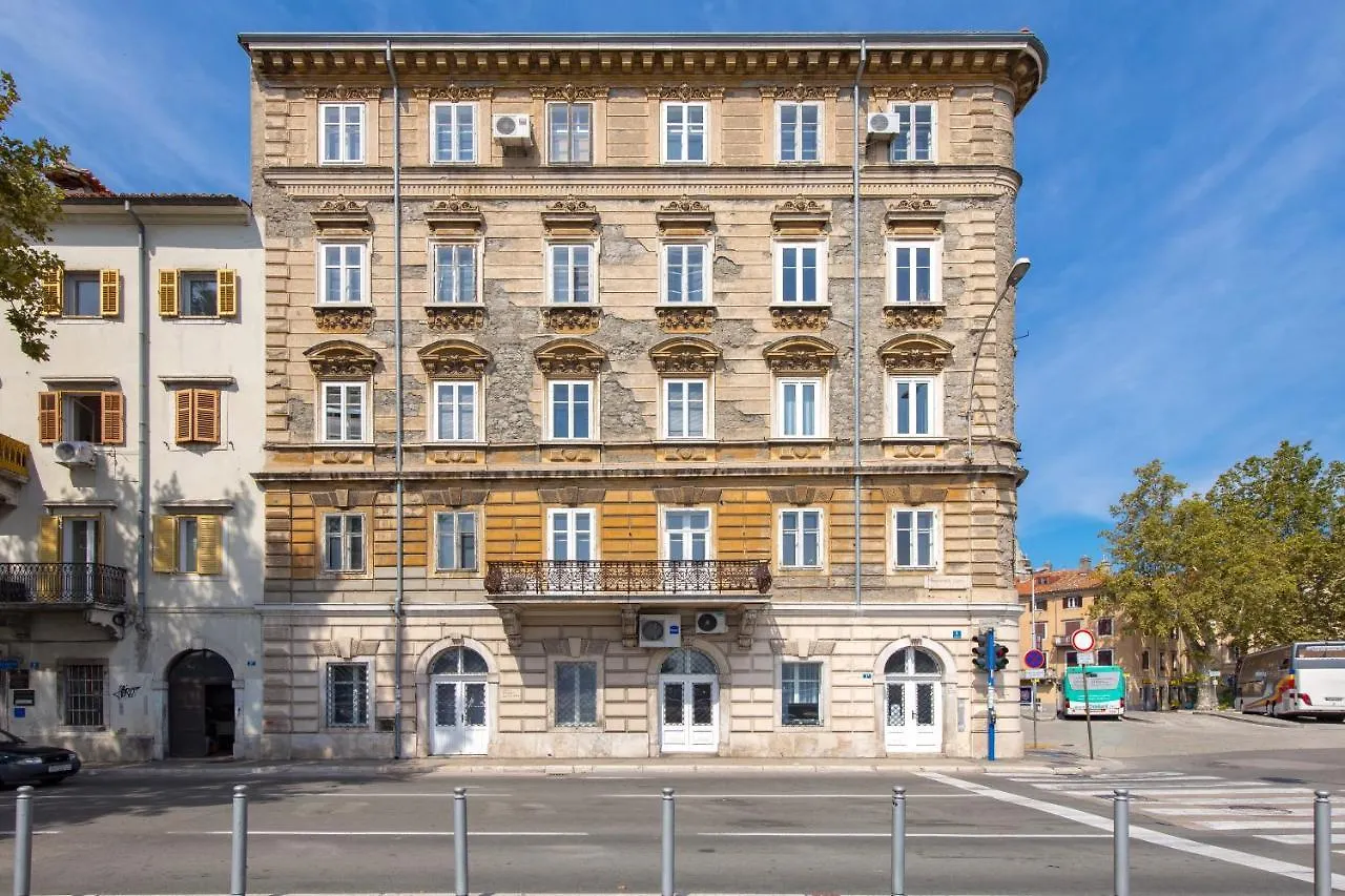 Mucho Mas Apartment Rijeka